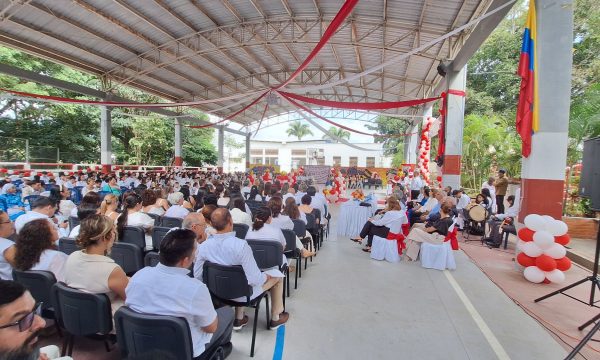 Así se vivió la celebración de los 65 años del Colegio Agustina Ferro Así se vivió la celebración de los 65 años del Colegio Agustina Ferro